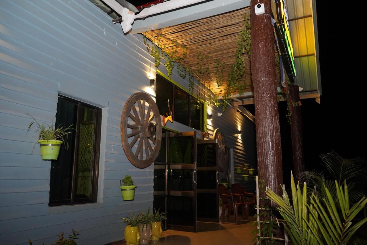 The Pugmark Wildlife Resort Jyoti Gaon Ngoại thất bức ảnh